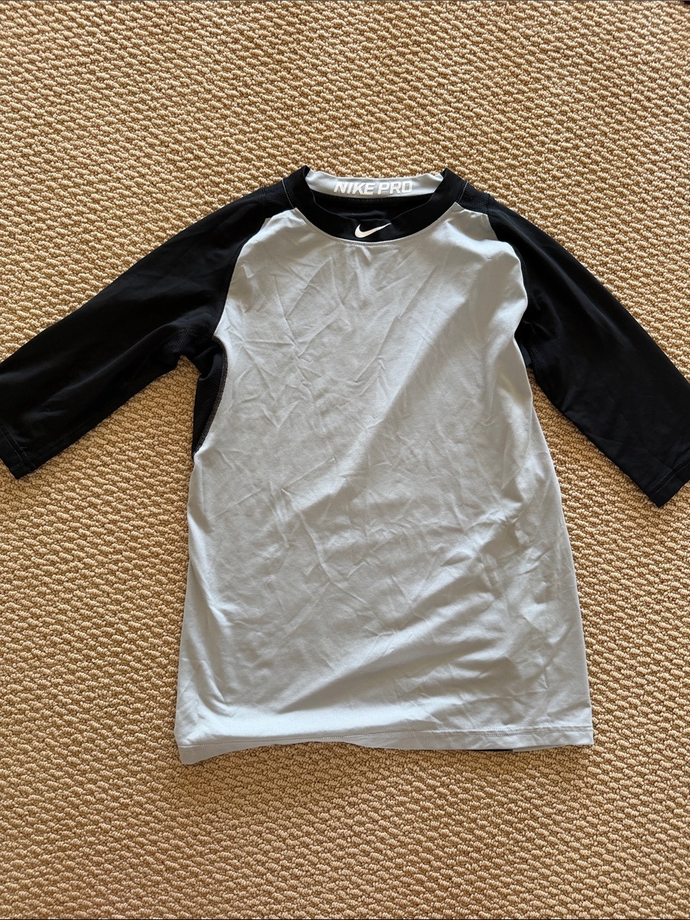 Kids Raglan 3/4 Sleeve Baseball Shirt - Black & Light Gray